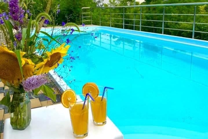 Relaxare și piscină 1